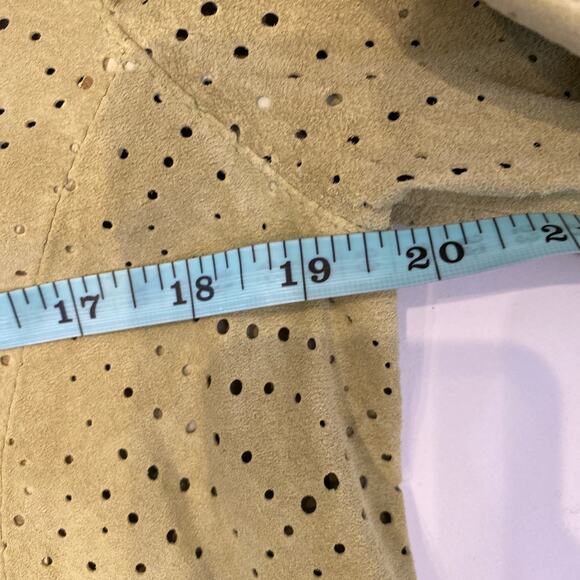 Co & Eddy Light Green Suede Eyelet Button Down Collared Shirt Sz 6 Leather - Picture 10 of 14